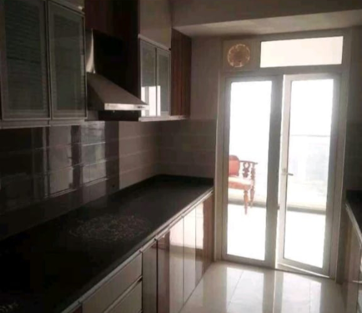 On Rent Fully Furnished  2 BHK at Parel Mumbai .